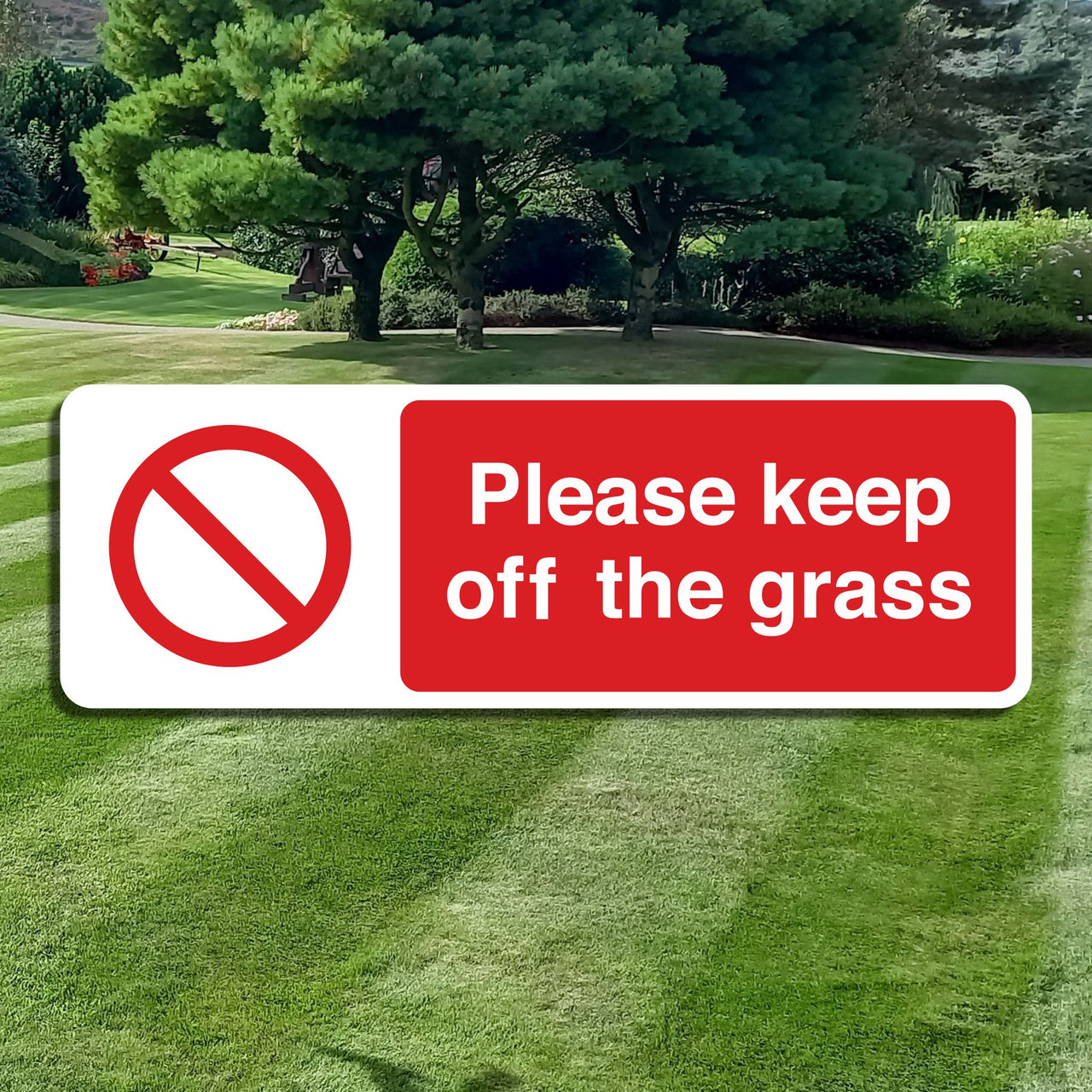 Please Keep Off The Grass Sign